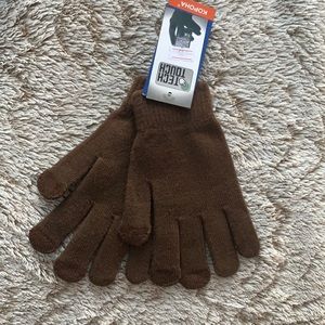 Brown gloves